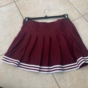 Never worn Maroon Tailgate/ cheerleading skirt